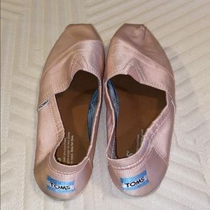 Toms Ballet Pink slip-ons